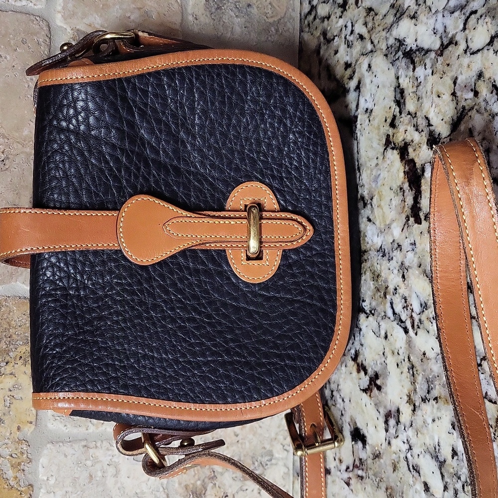 Dooney & Bourke Classic Black and Tan Crossbody Bag